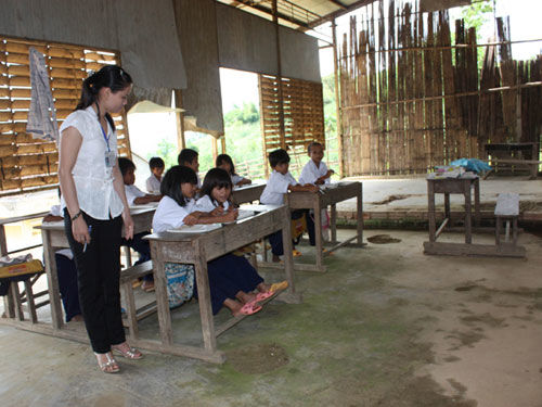 Giáo viên 23 năm chưa từng nhận quà tết